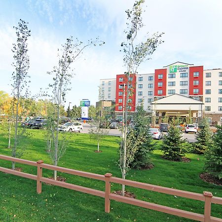 Holiday Inn Express And Suites Calgary University, An Ihg Hotel Exterior photo